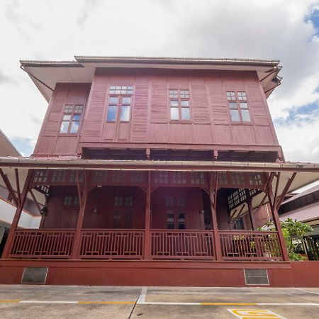 Oyo 1089 Baan Boran Hotel Bangkok Luaran gambar