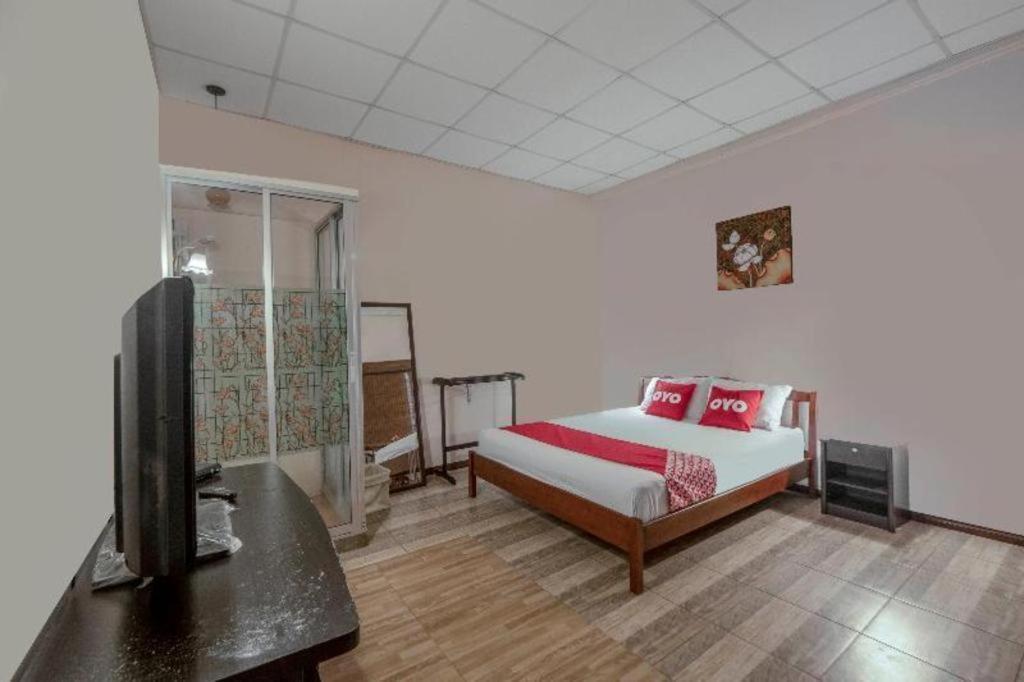 Oyo 1089 Baan Boran Hotel Bangkok Luaran gambar